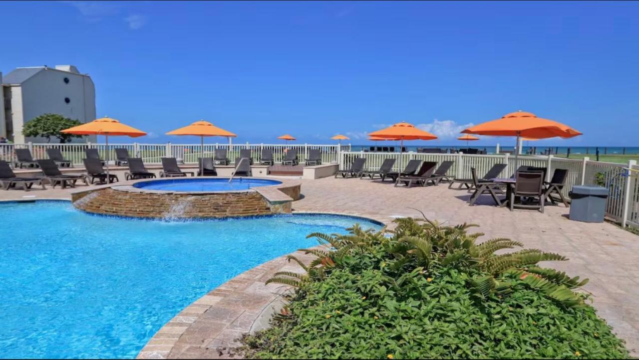 Апартаменти Ocean Breeze Retreat 2Bed 2Bath, Heated Pool! Саут-Падре-Айленд Екстер'єр фото